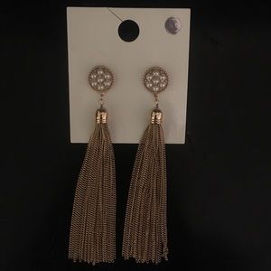 Gold dangling Earrings